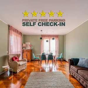 Navigli-duomo Big House With Free Parking • Top! Appartement